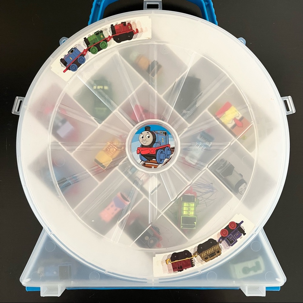 Thomas Mini Trains w/ Carrying Case | Thomas the Tank Engine